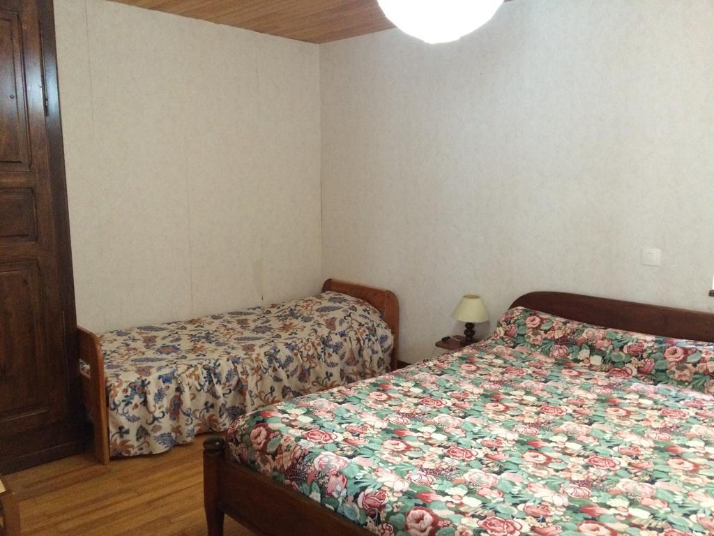 Le Chateau Des Orres Apartment Лез Ор Екстериор снимка
