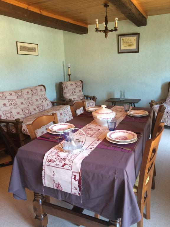 Le Chateau Des Orres Apartment Лез Ор Екстериор снимка